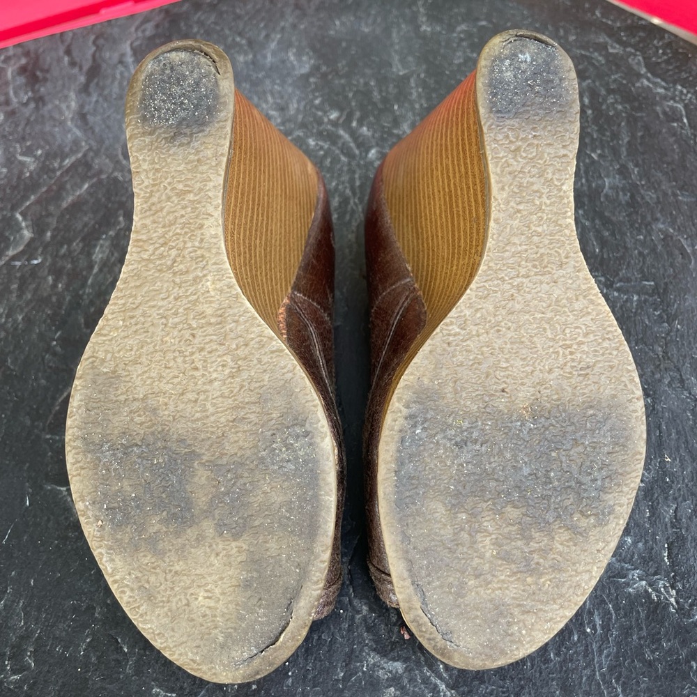 724. SPLASH Wedges - Picture 8 of 8
